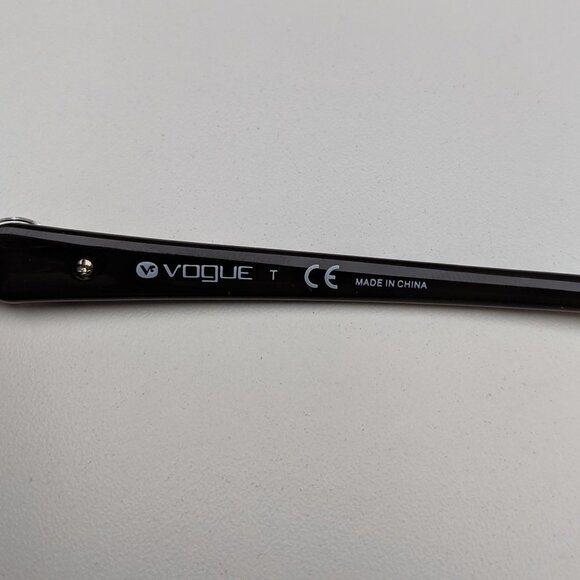 🕶️Vogue VO3948-SB Women's Sunglasses with Case /EUB341🕶️​ - Picture 5 of 11